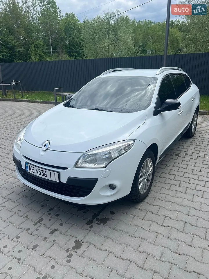2012 Renault Megane - мініатюра 12