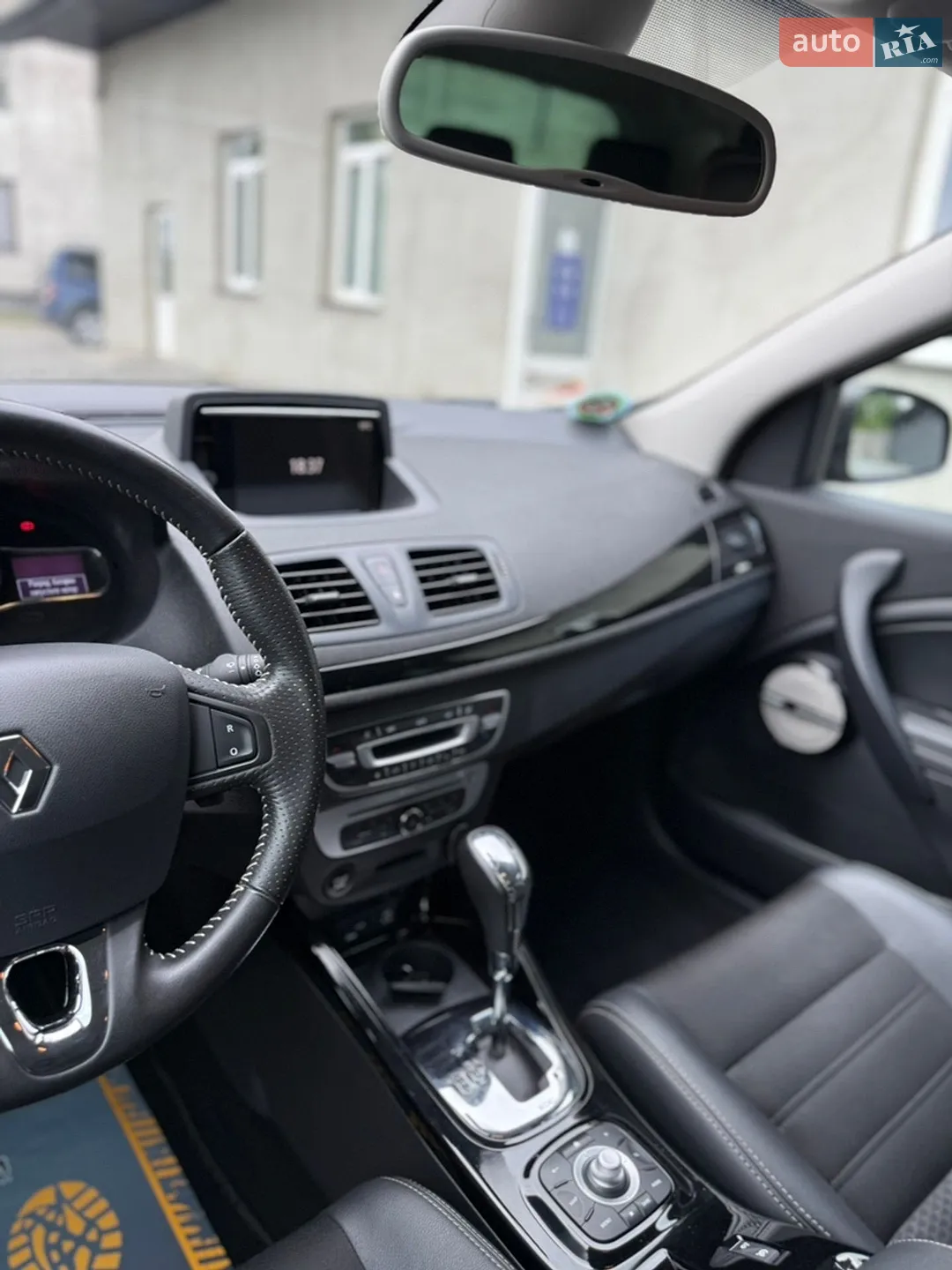 2015 Renault Megane - мініатюра 127