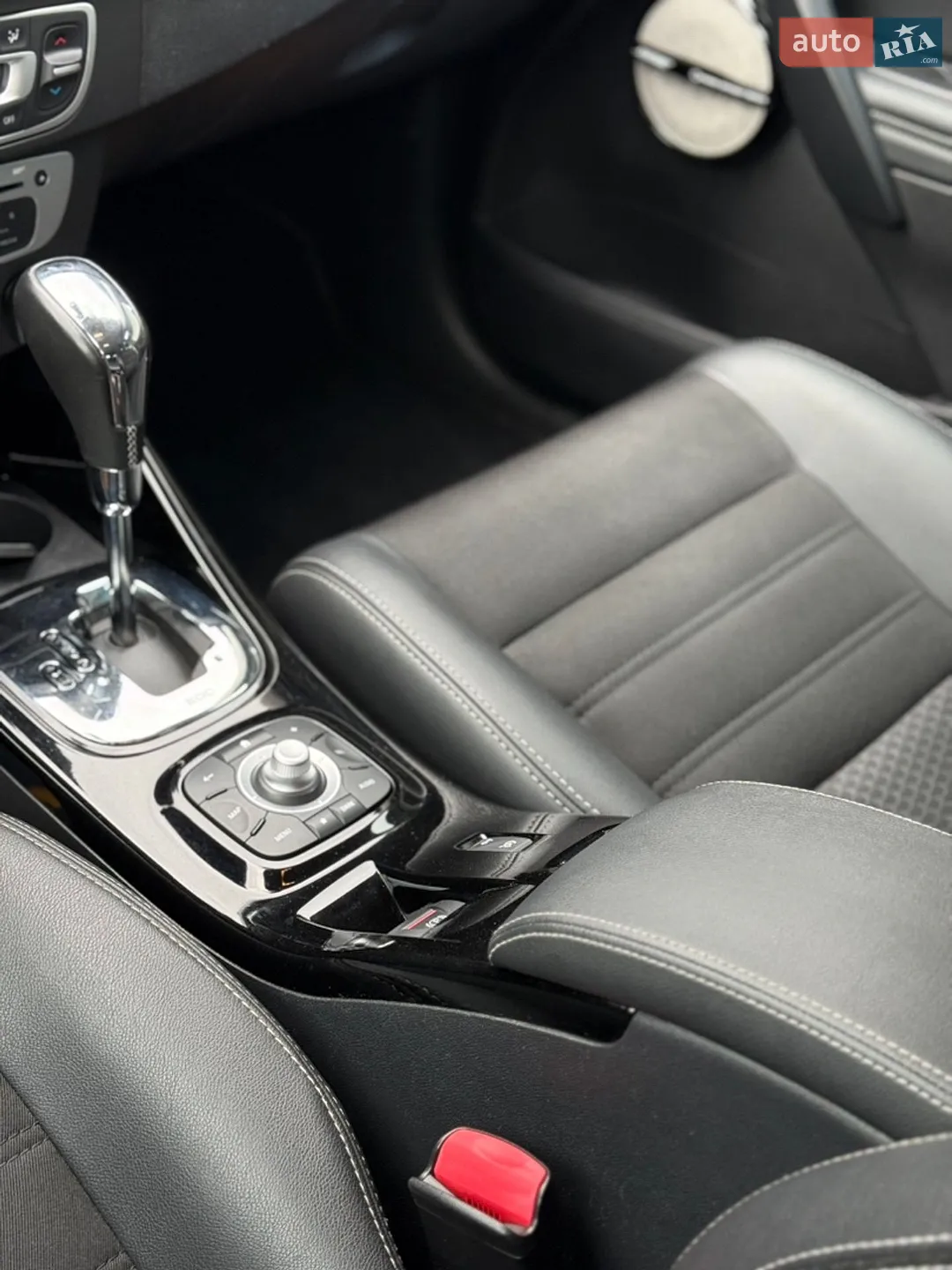 2015 Renault Megane - мініатюра 132