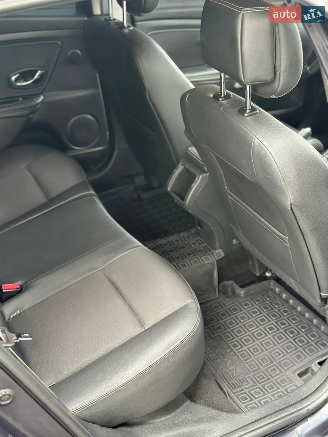 2012 Renault Megane - мініатюра 36