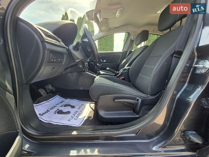 Хэтчбек Renault Megane 2014 в Дубно фото 20 Хэтчбек Renault Megane 2014 в Дубно