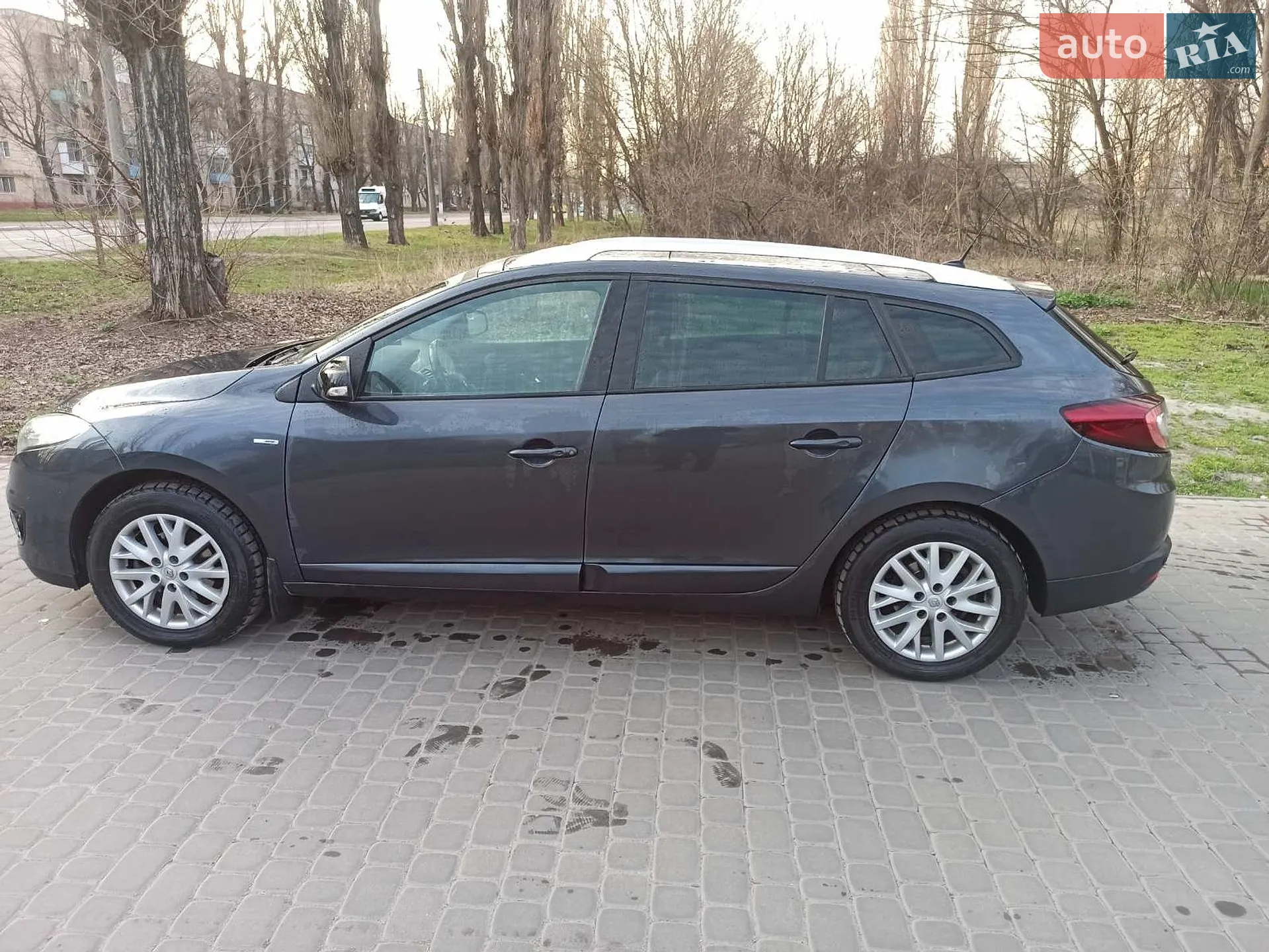 2013 Renault Megane - мініатюра 9