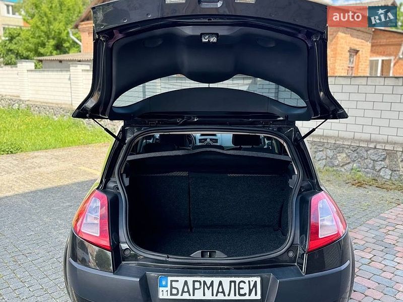 Хэтчбек Renault Megane 2003 в Бердичеве фото 5 Хэтчбек Renault Megane 2003 в Бердичеве