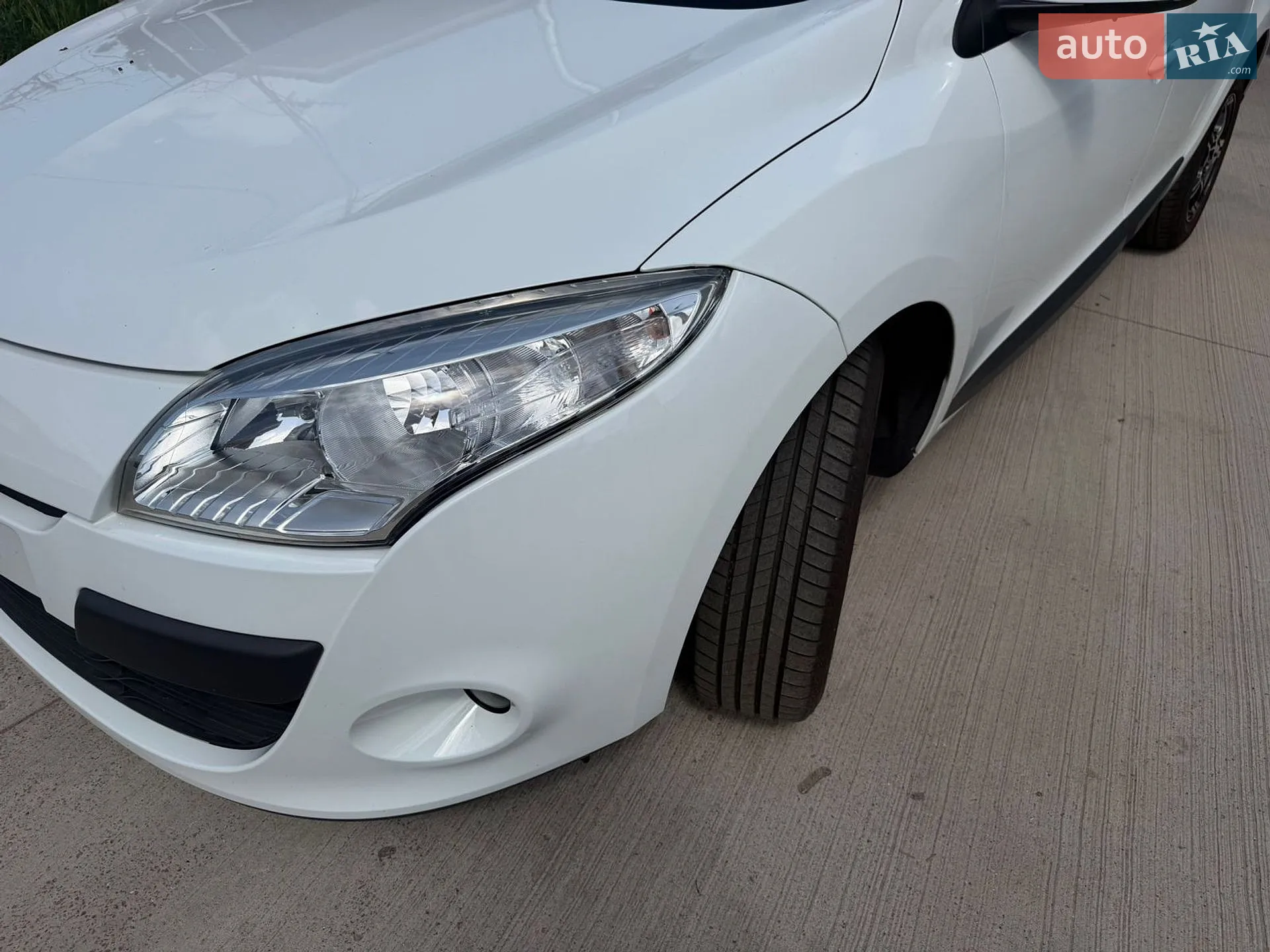 2010 Renault Megane - мініатюра 2