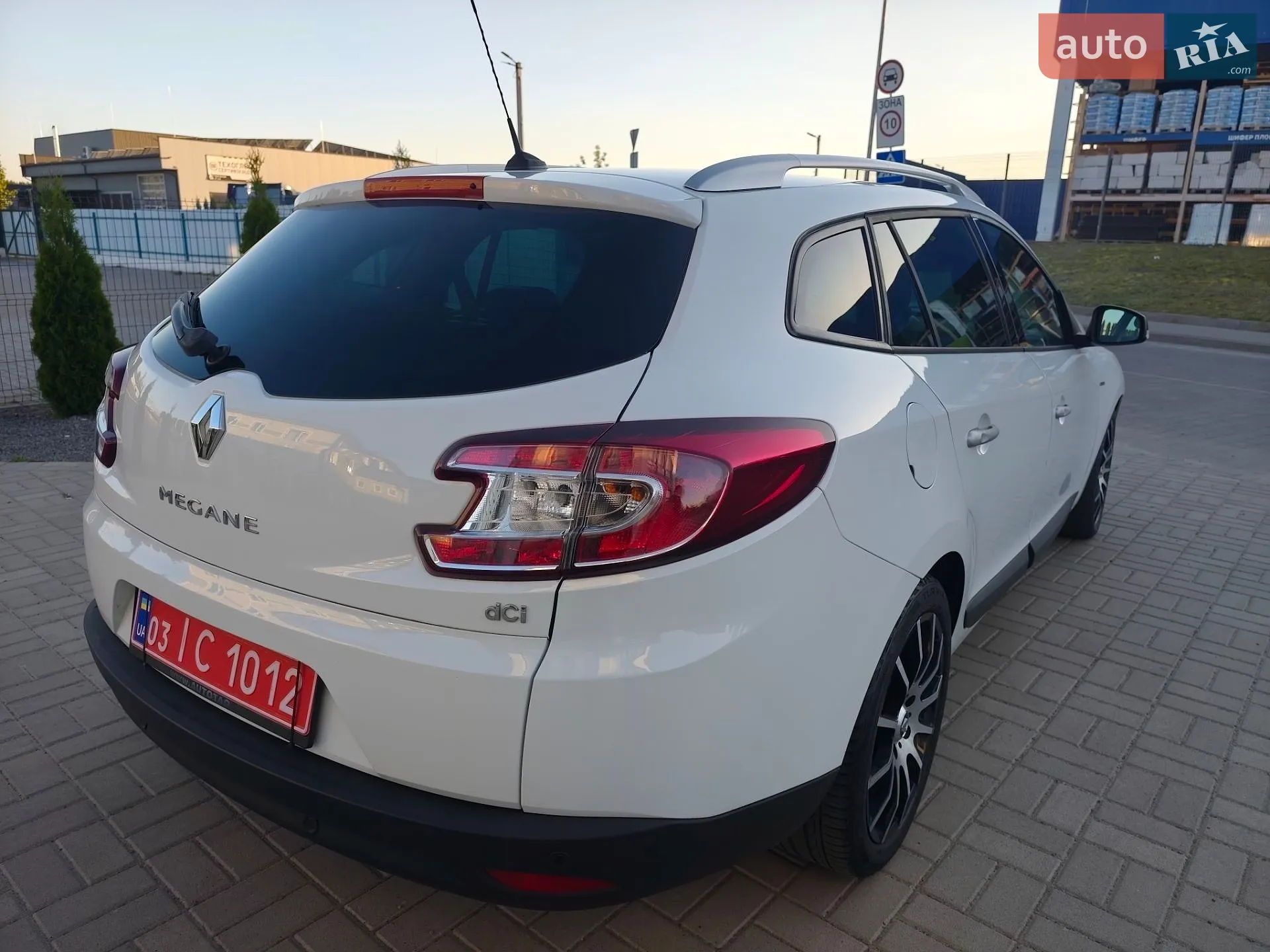 2012 Renault Megane - мініатюра 11
