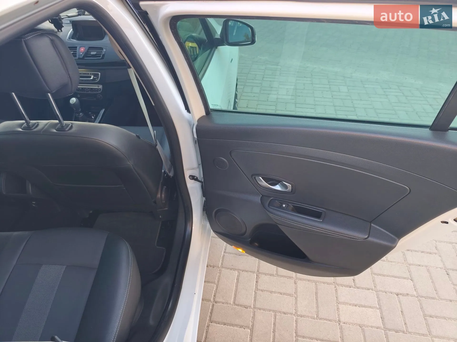 2012 Renault Megane - мініатюра 24