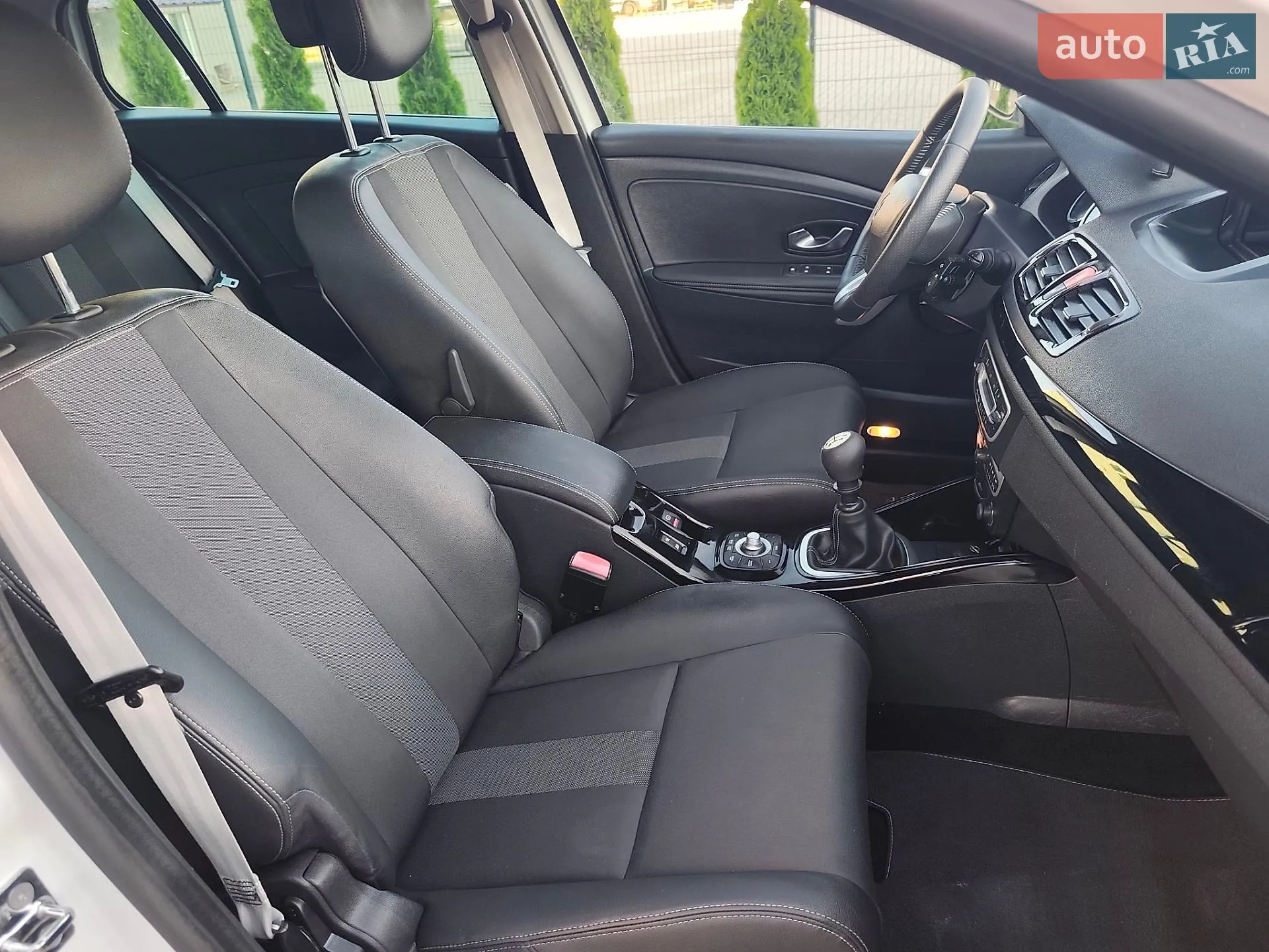 2012 Renault Megane - мініатюра 26