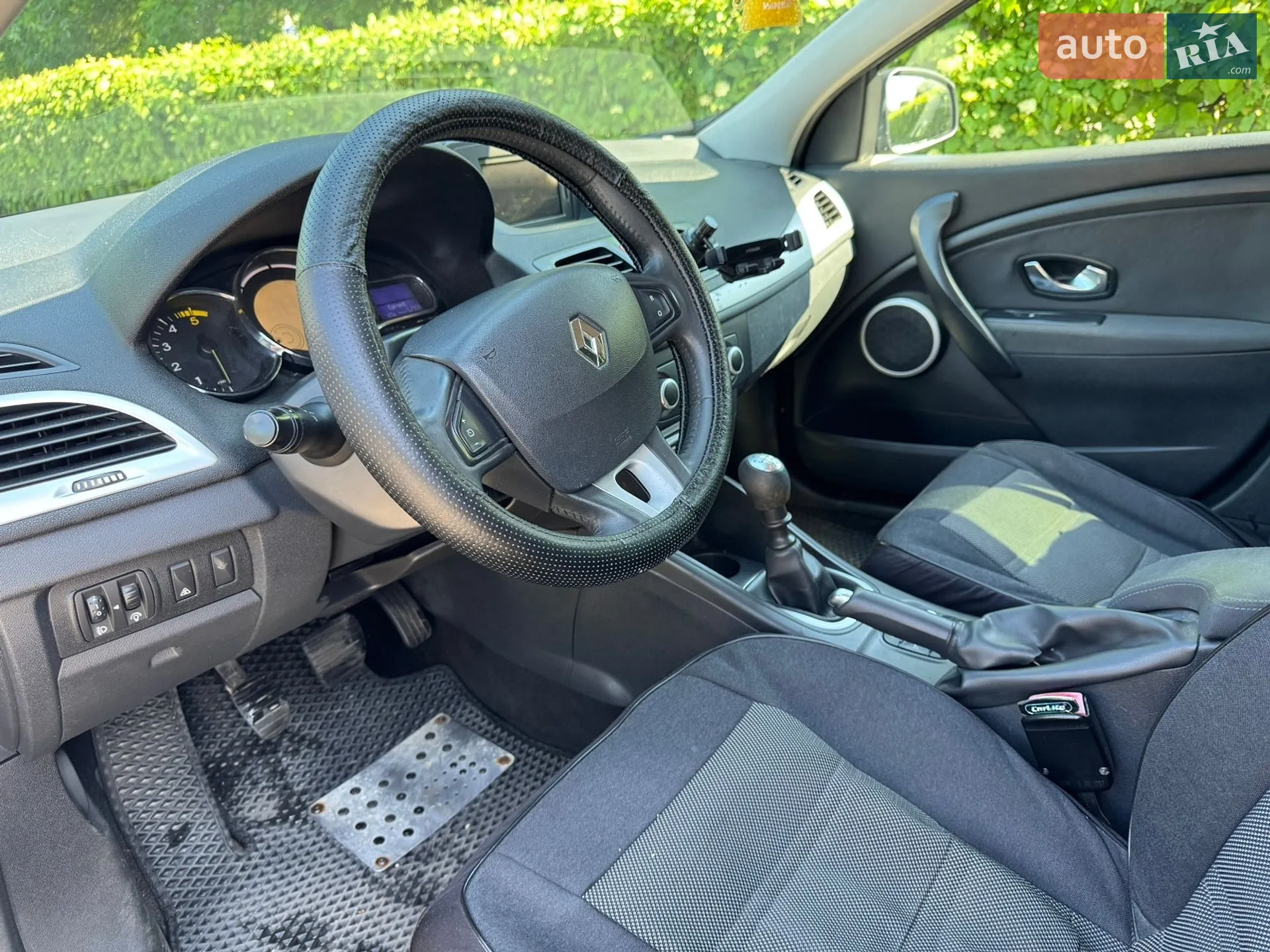2010 Renault Megane - мініатюра 10