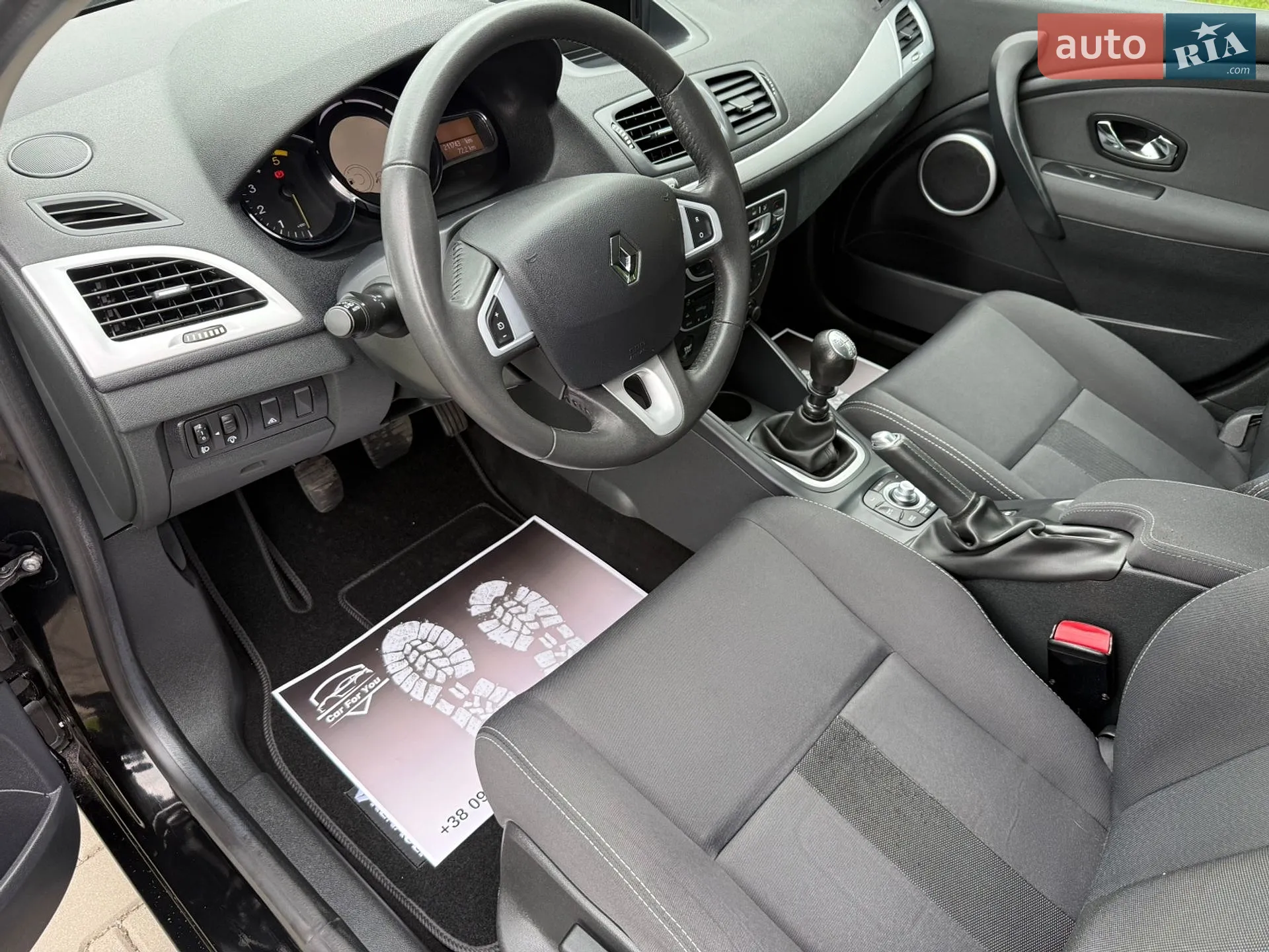 2012 Renault Megane - мініатюра 38