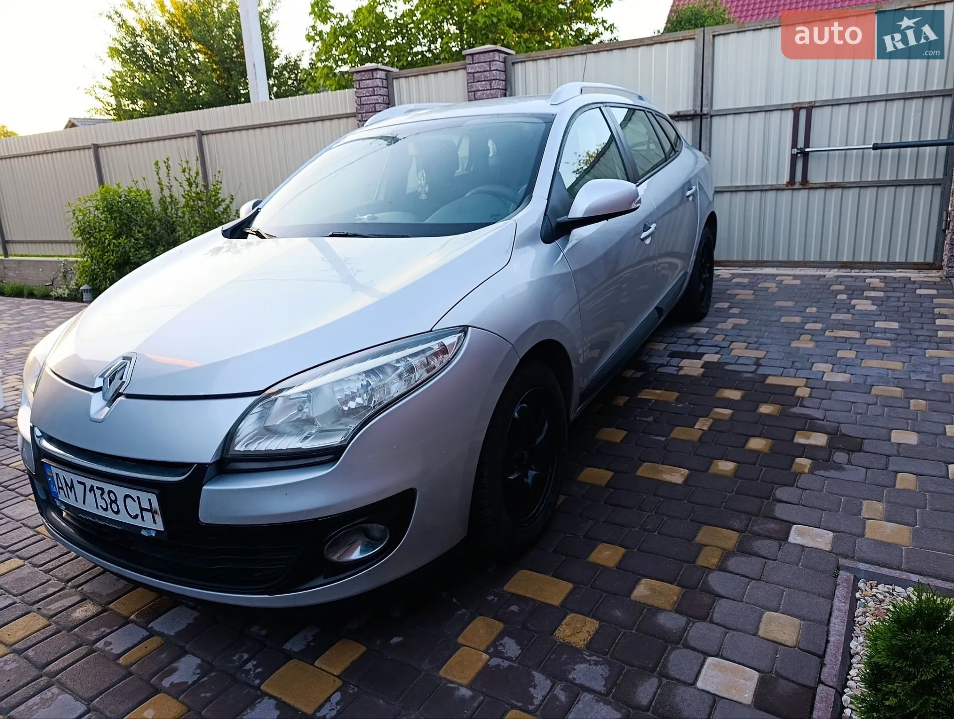 2013 Renault Megane - мініатюра 12