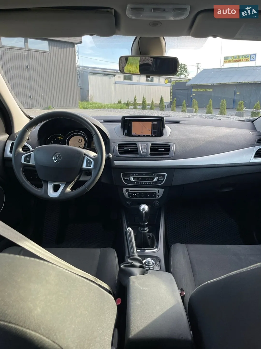 2012 Renault Megane - мініатюра 12