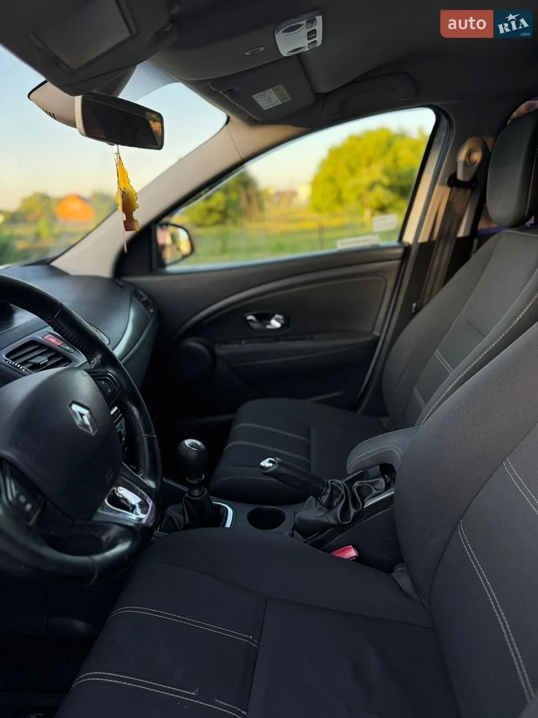 2016 Renault Megane - мініатюра 35