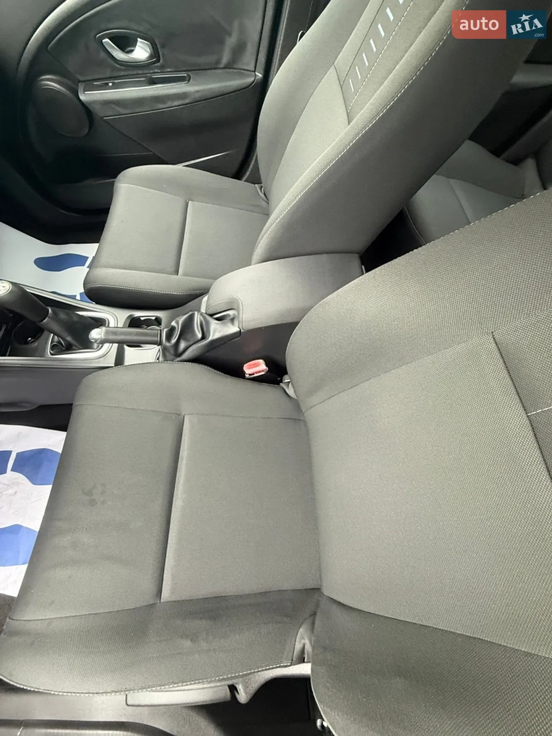 2010 Renault Megane - мініатюра 13