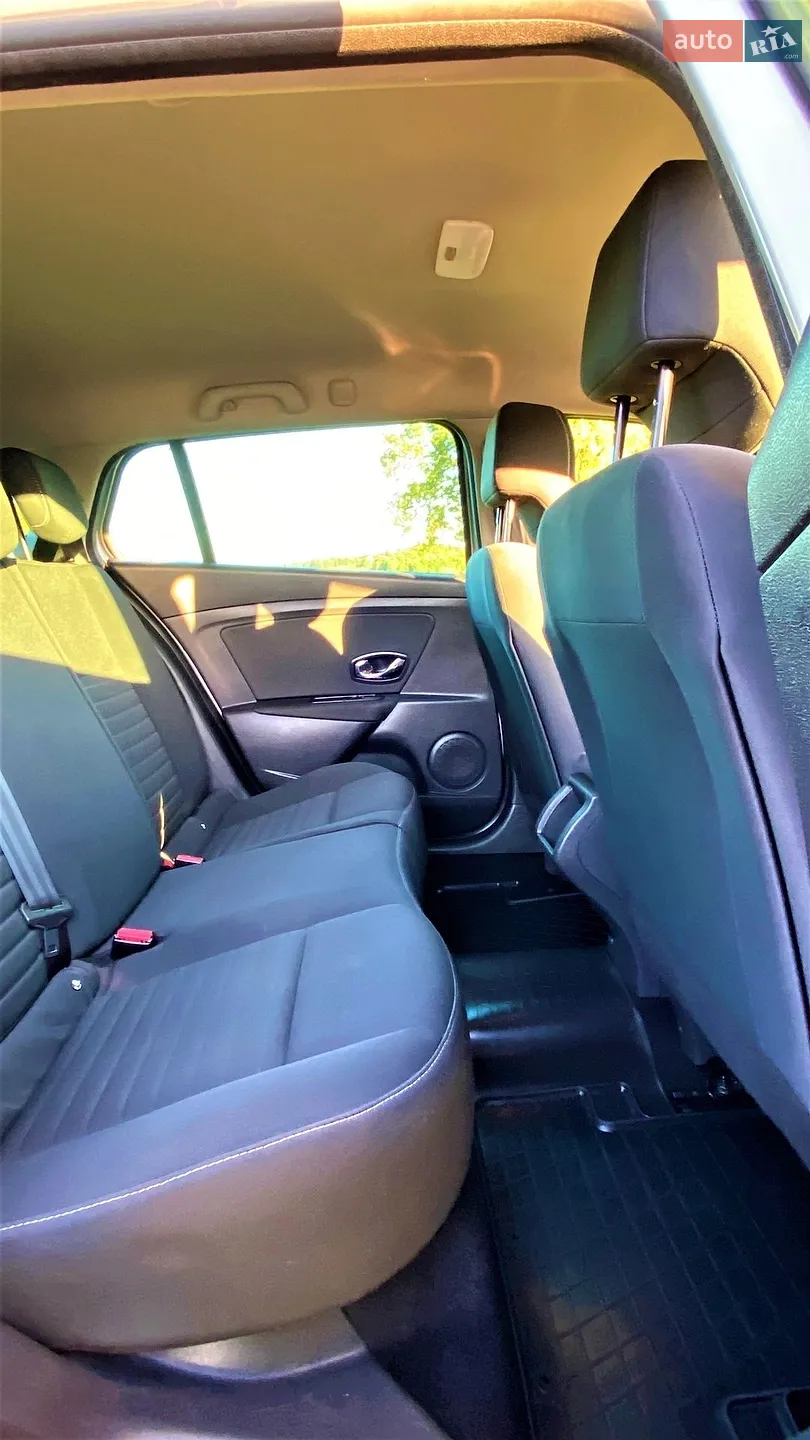 2015 Renault Megane - мініатюра 50