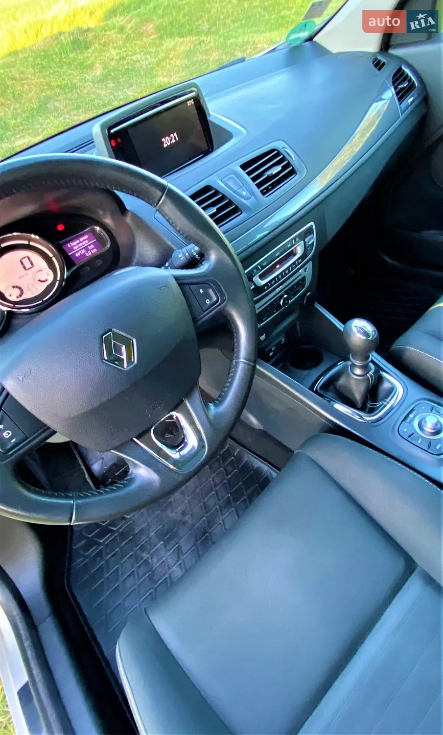 2015 Renault Megane - мініатюра 25