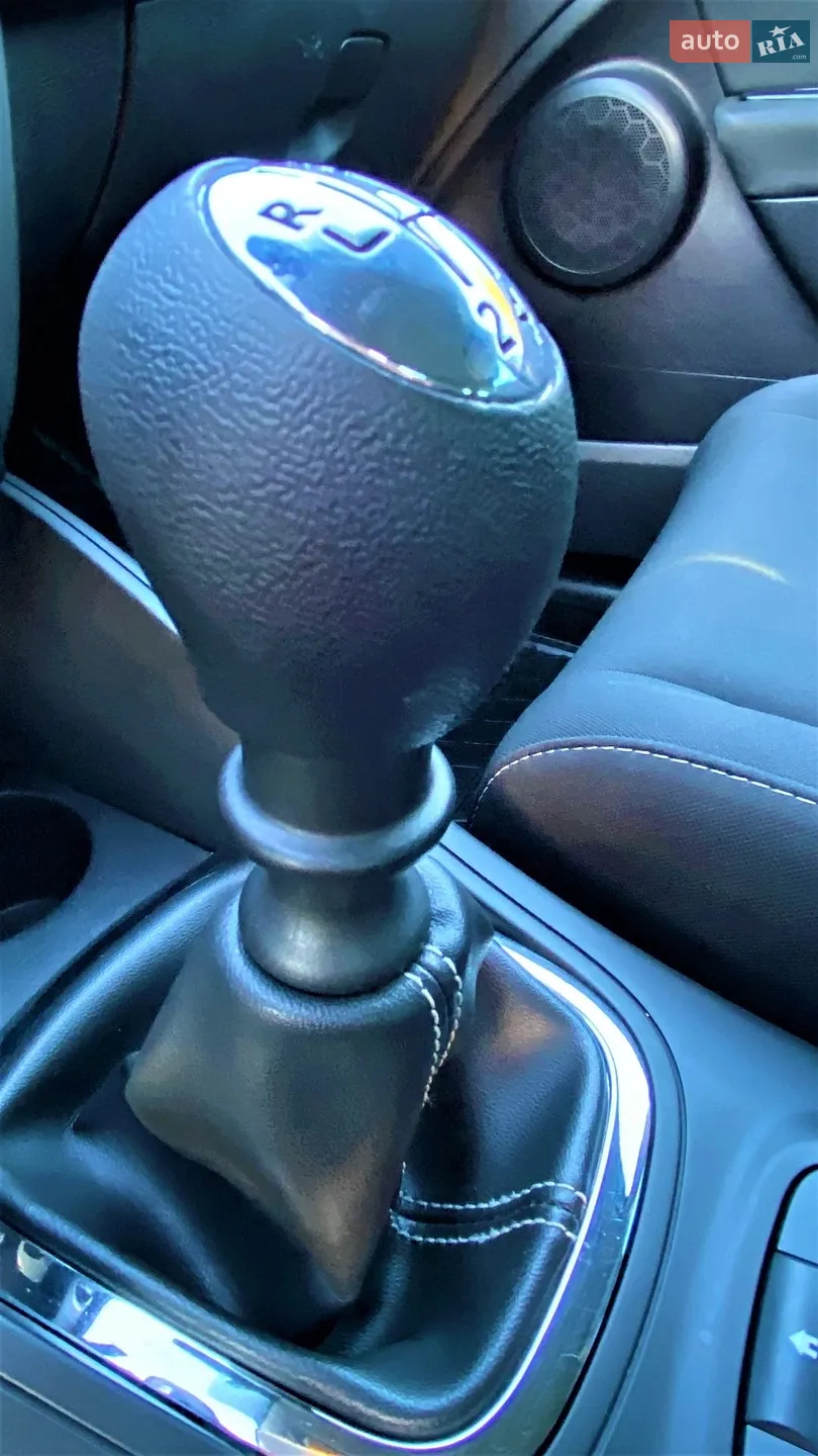 2015 Renault Megane - мініатюра 32