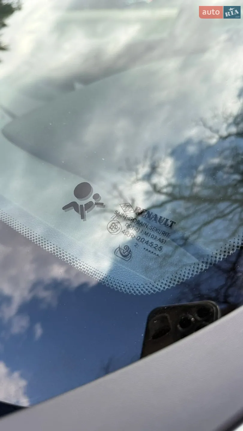2012 Renault Megane - мініатюра 14