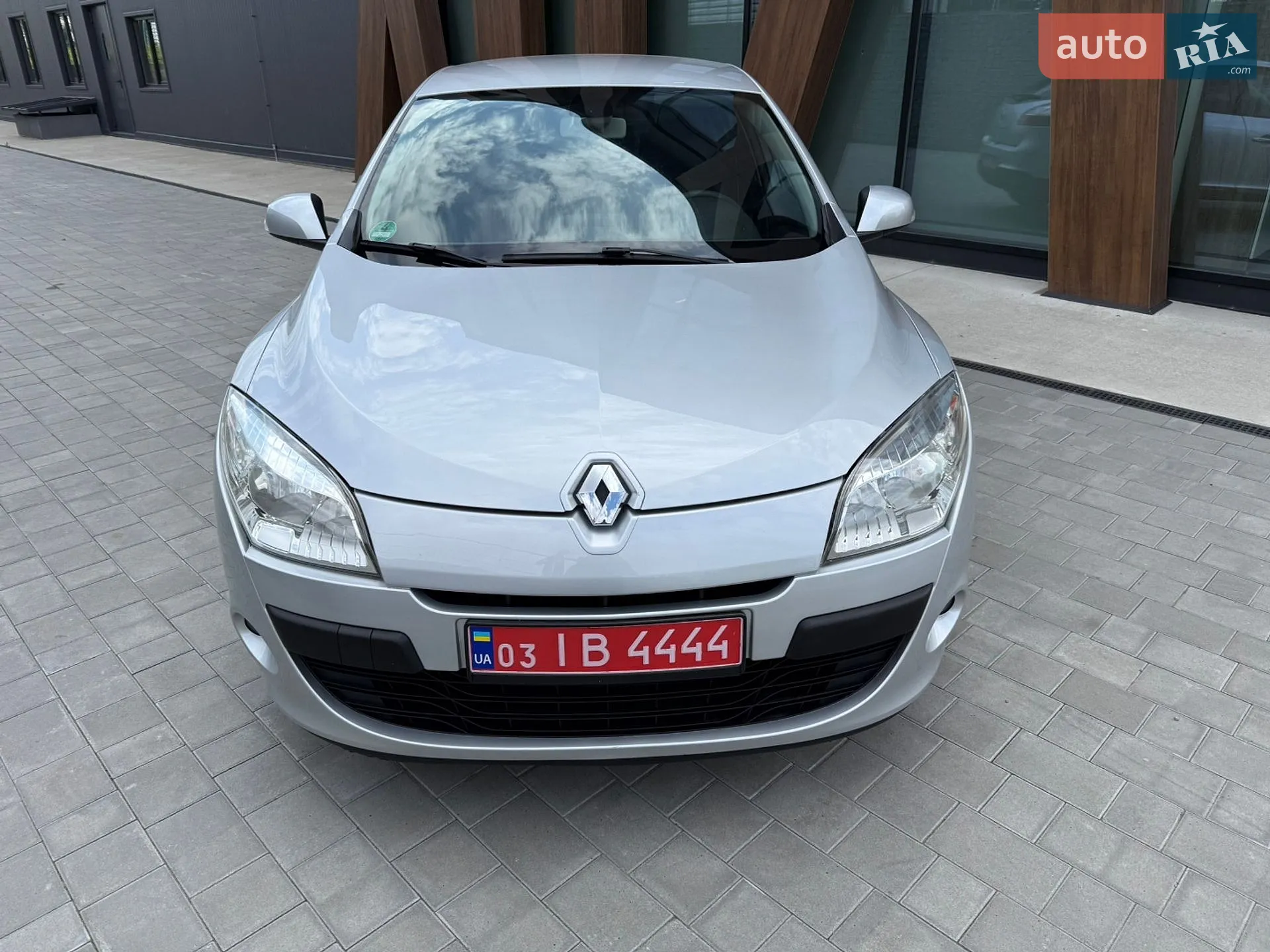 2010 Renault Megane - мініатюра 3
