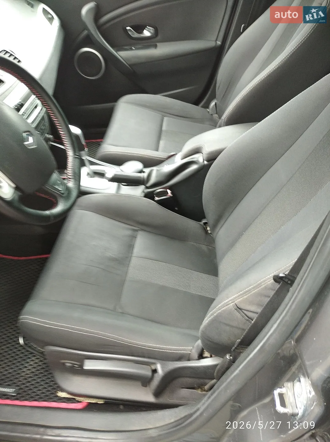 2010 Renault Megane - мініатюра 9