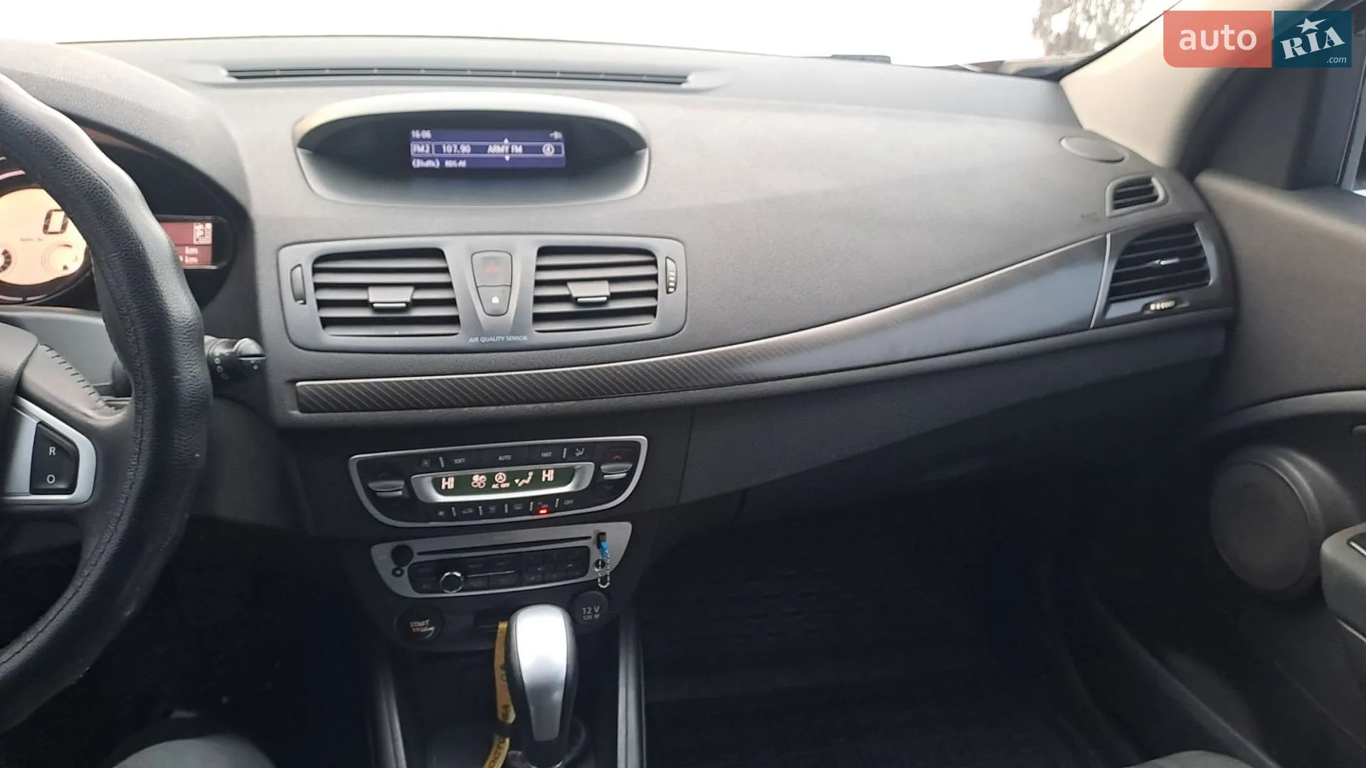 2012 Renault Megane - мініатюра 19
