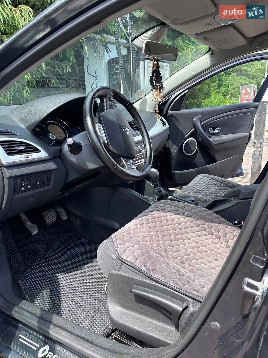 2010 Renault Megane - мініатюра 6