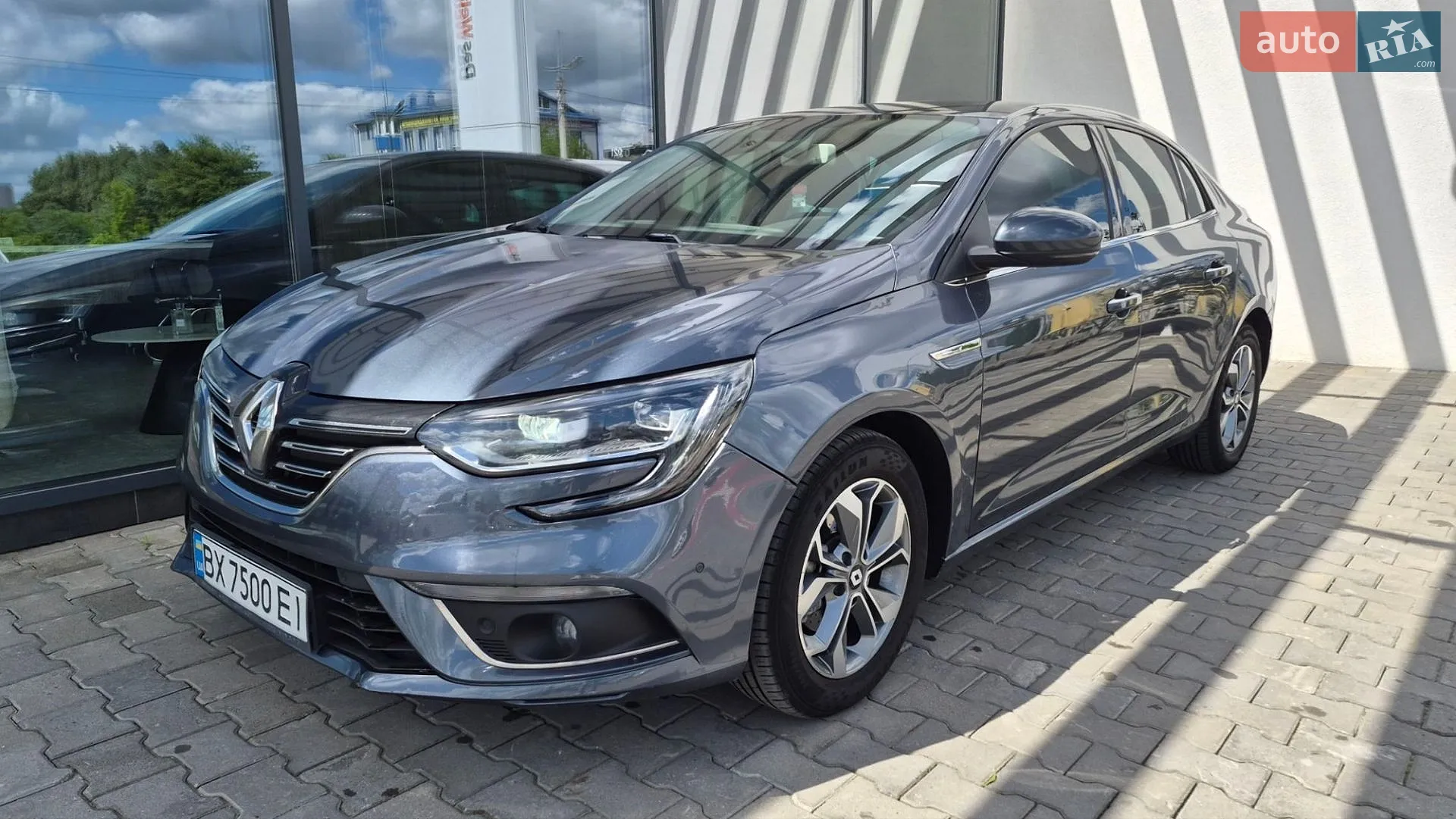 2020 Renault Megane - фото 1