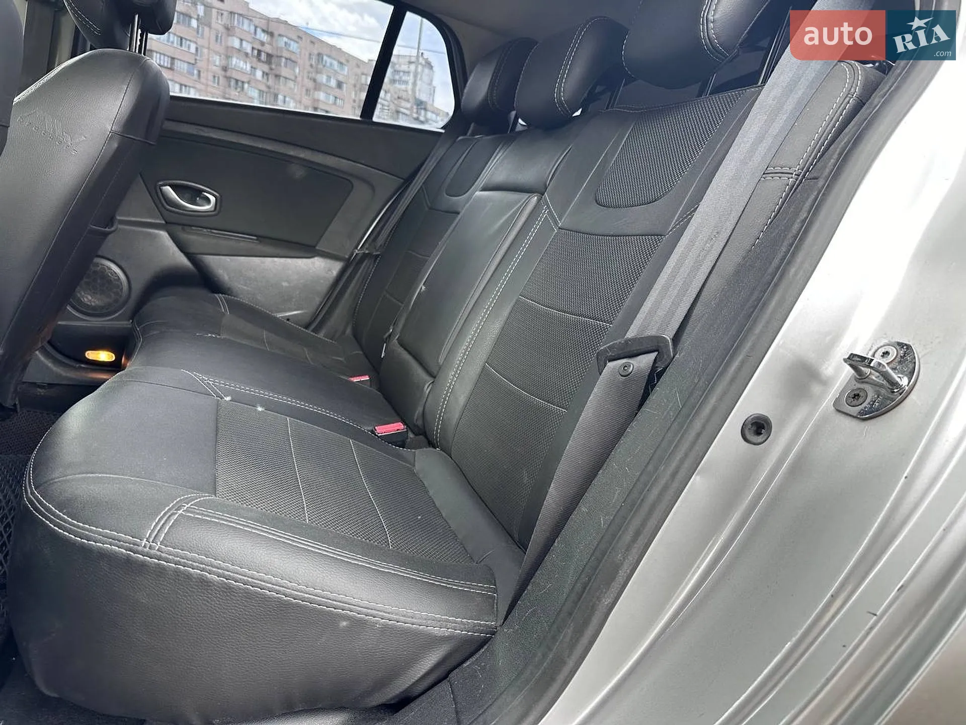 2010 Renault Megane - мініатюра 10