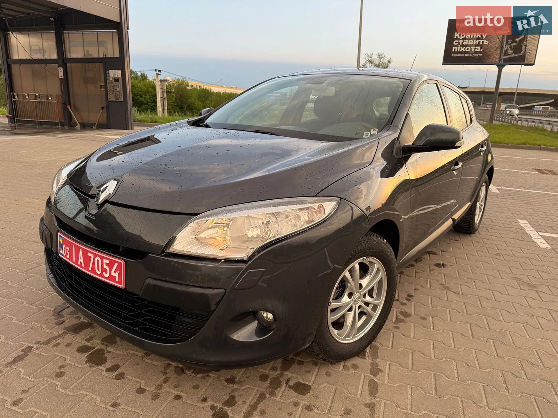 2010 Renault Megane - мініатюра 10