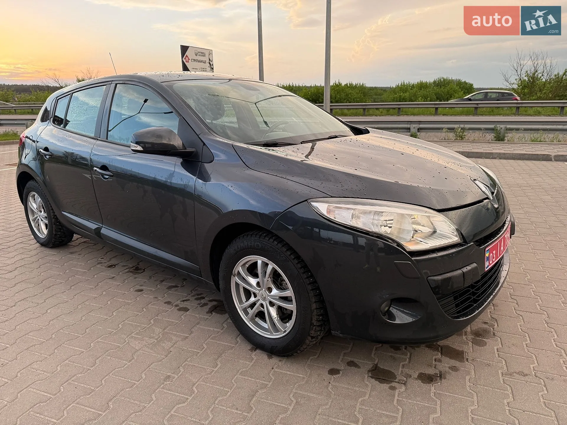 2010 Renault Megane - мініатюра 19