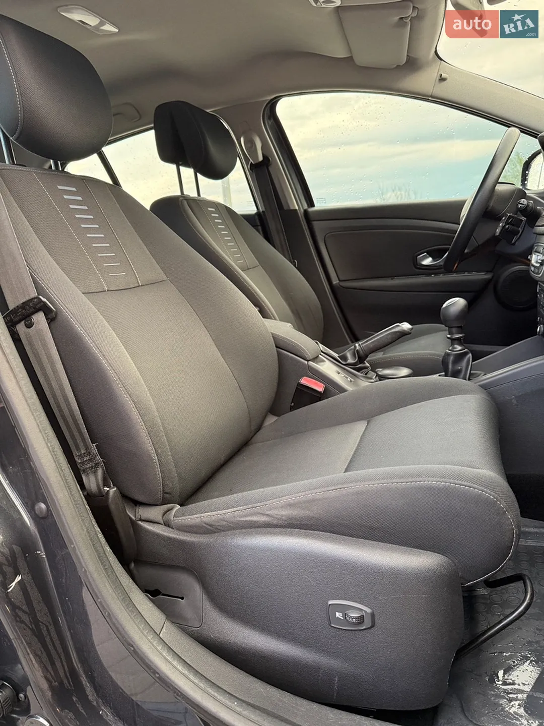 2010 Renault Megane - мініатюра 26