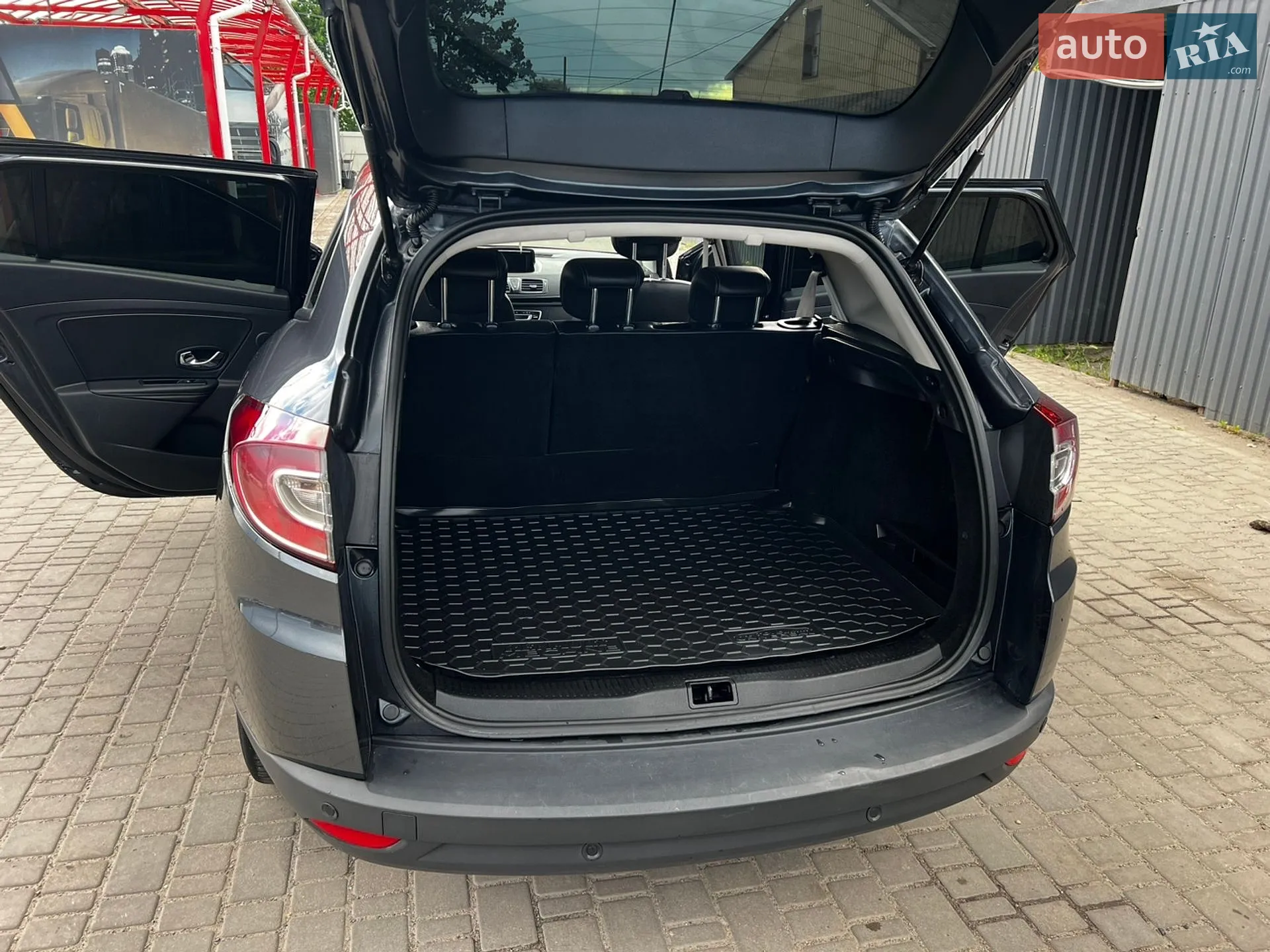 2012 Renault Megane - мініатюра 14