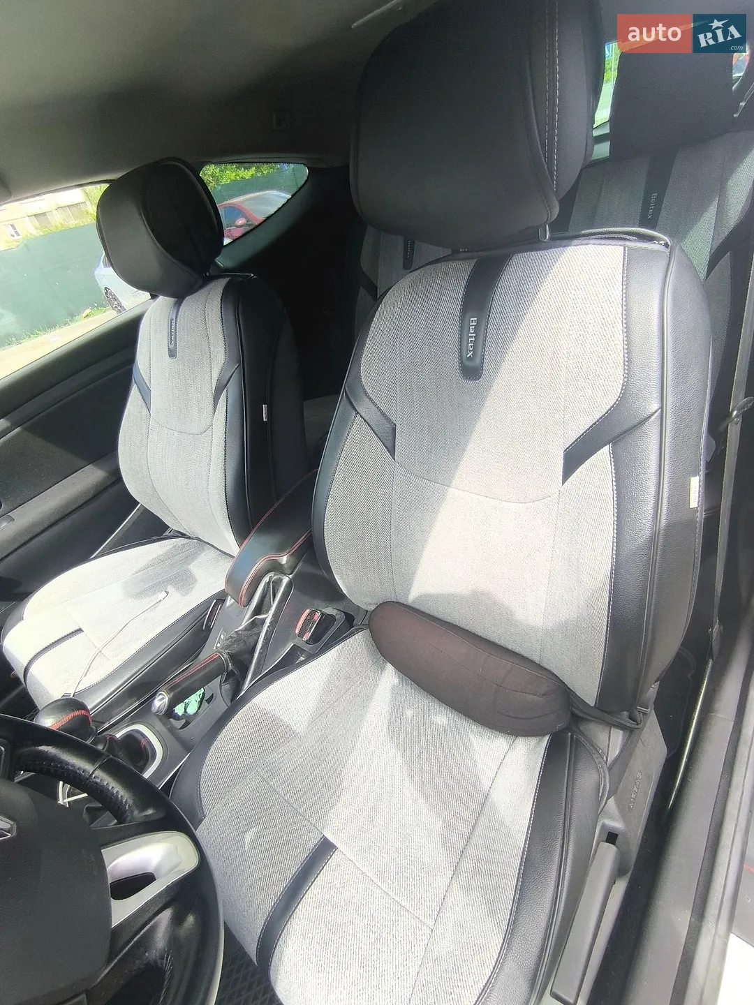 2010 Renault Megane - мініатюра 10