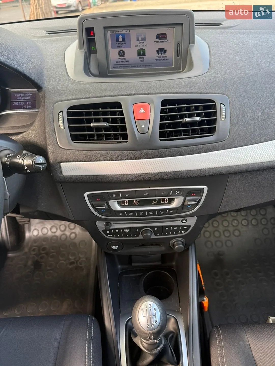 2010 Renault Megane - мініатюра 22