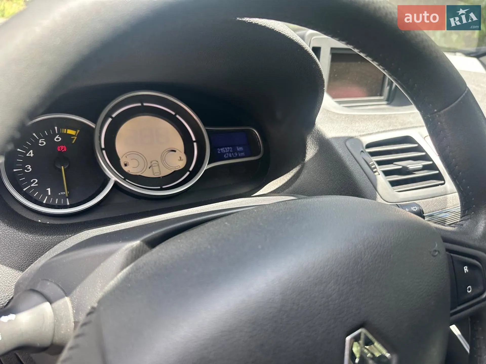 2010 Renault Megane - мініатюра 20