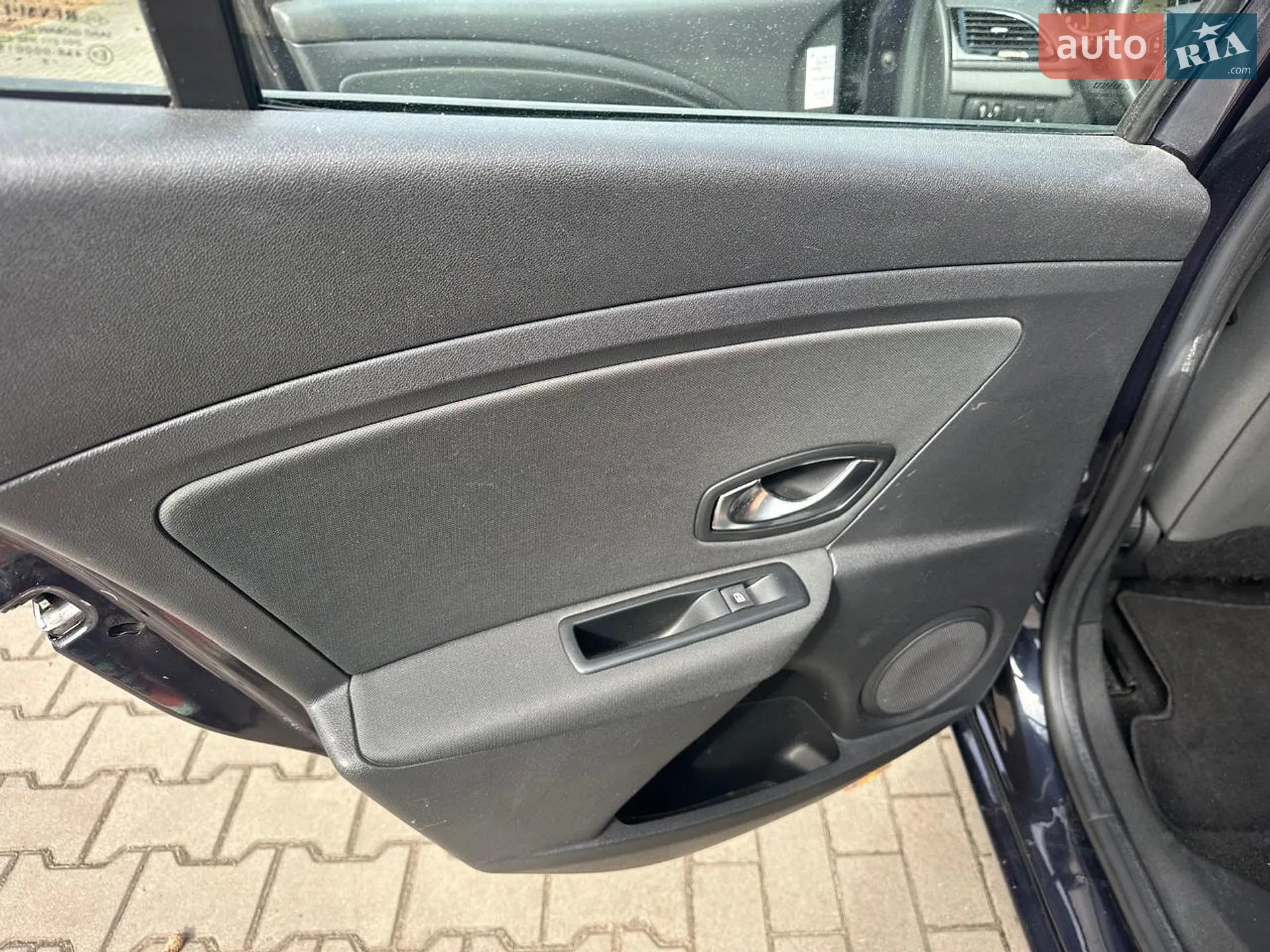 2010 Renault Megane - мініатюра 26