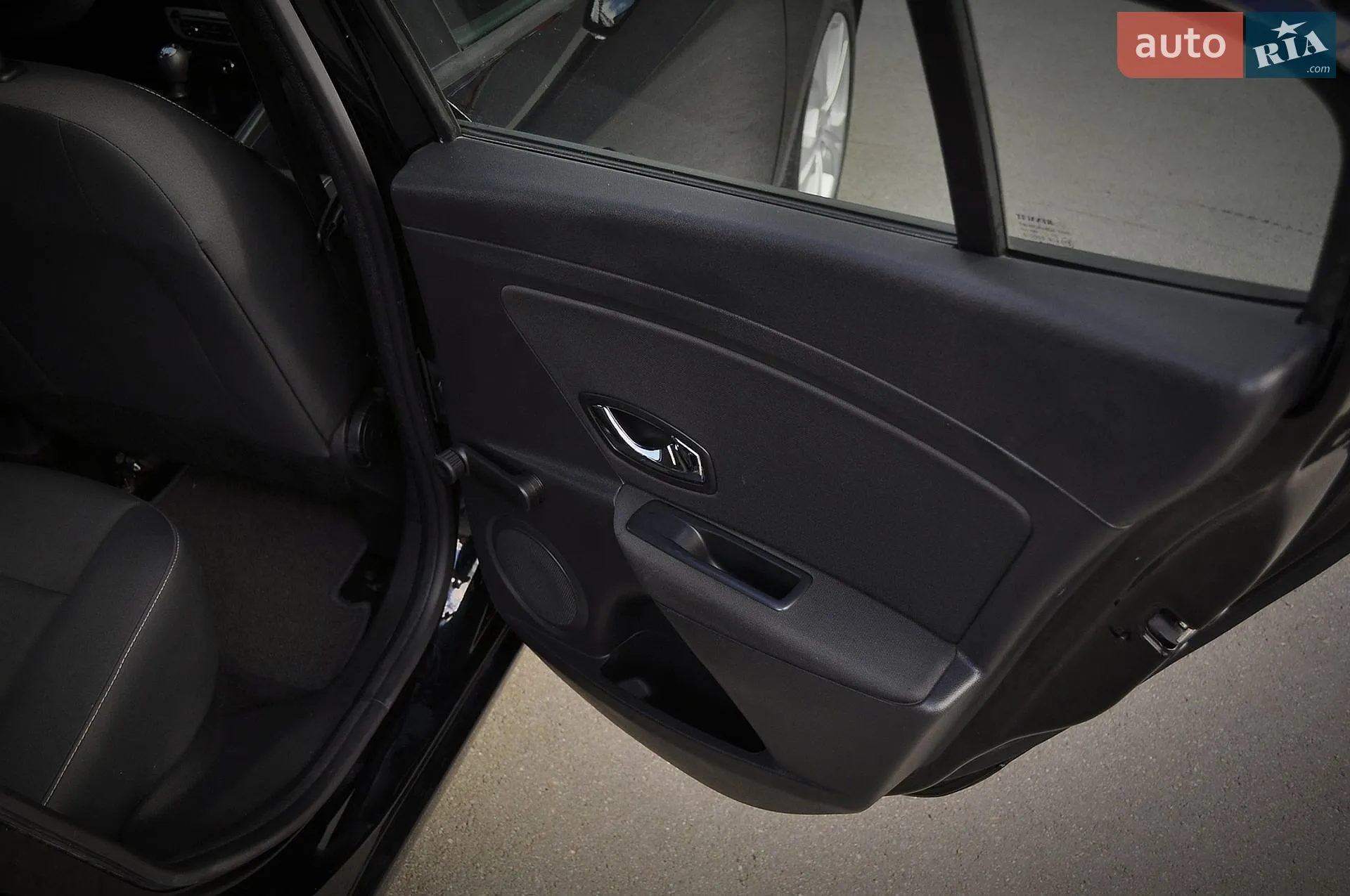 2015 Renault Megane - мініатюра 47