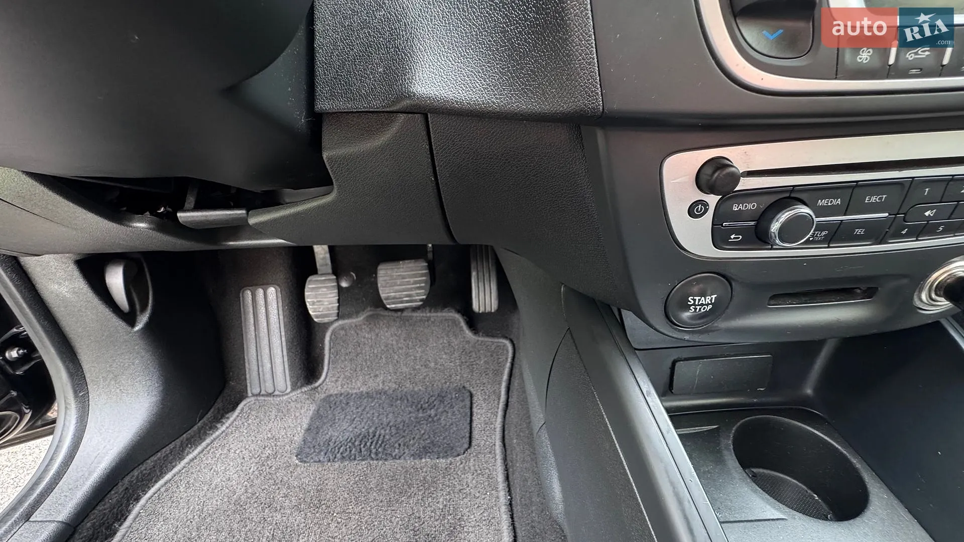 2013 Renault Megane - мініатюра 54