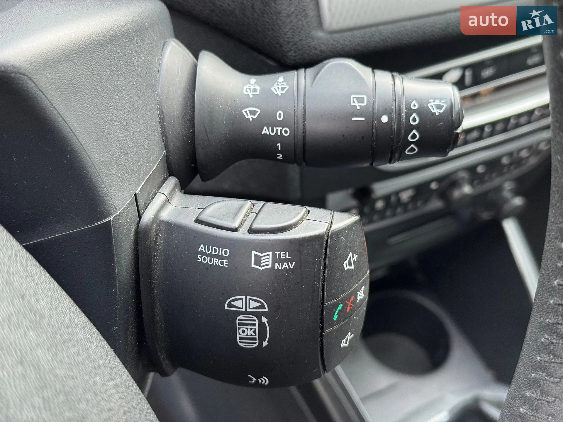 2010 Renault Megane - мініатюра 27