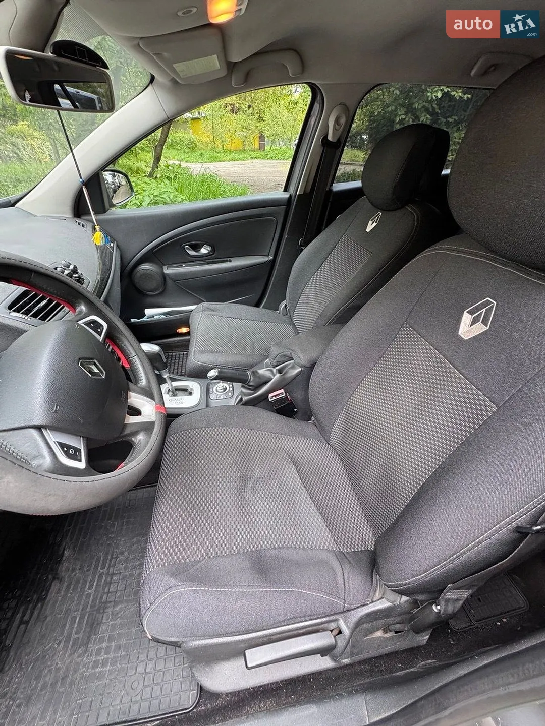 2011 Renault Megane - мініатюра 2