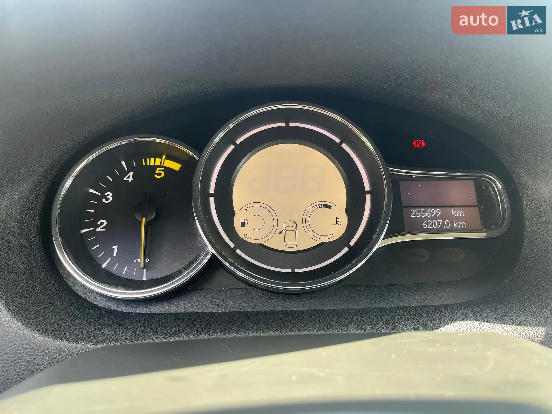 2012 Renault Megane - мініатюра 9