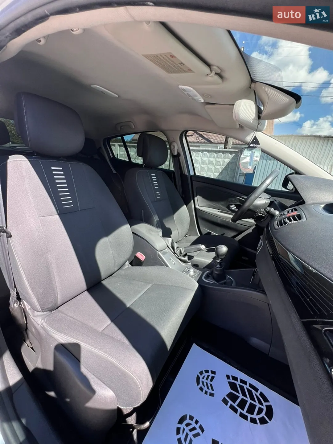 2011 Renault Megane - мініатюра 30