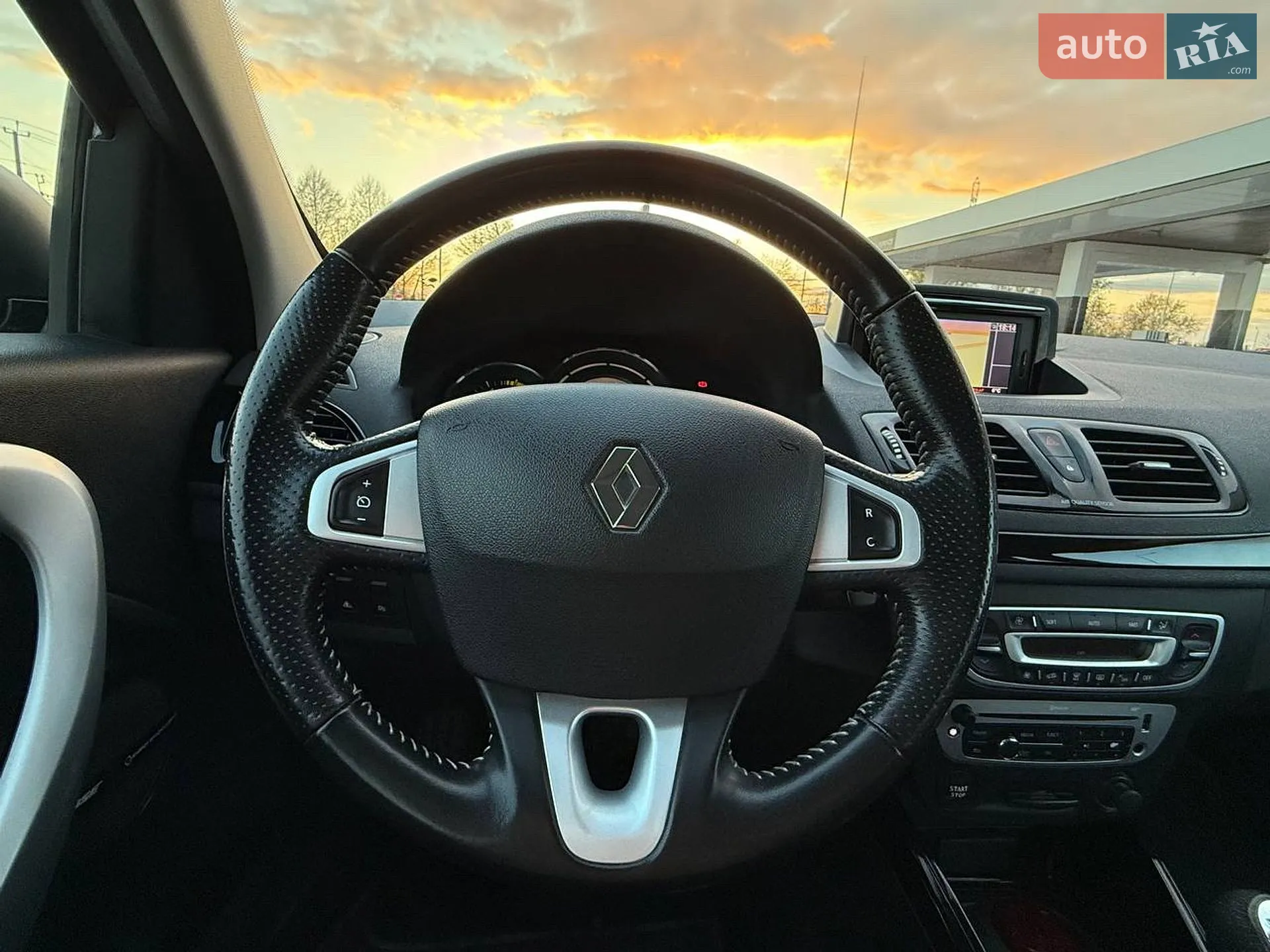 2012 Renault Megane - мініатюра 29
