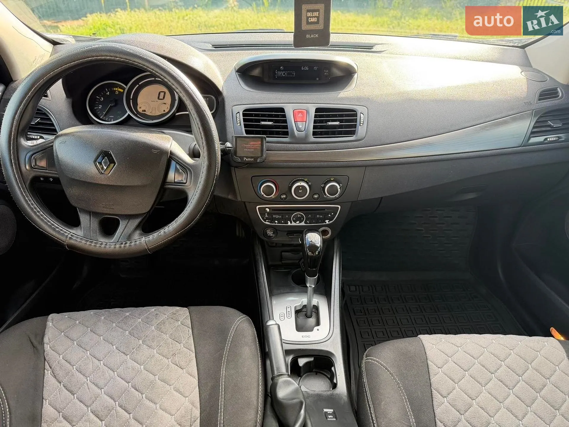 2010 Renault Megane - мініатюра 11