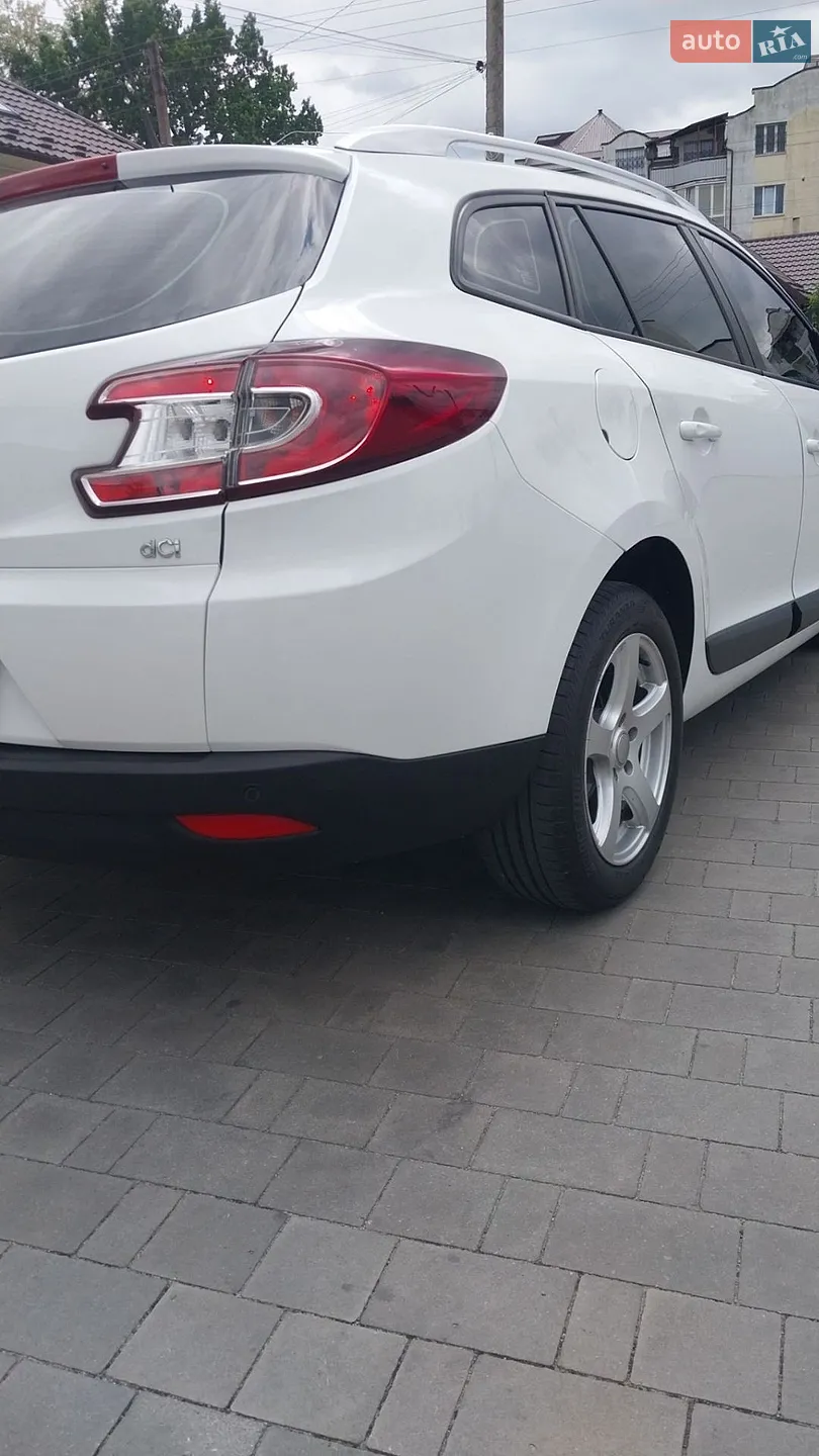 2011 Renault Megane - мініатюра 14
