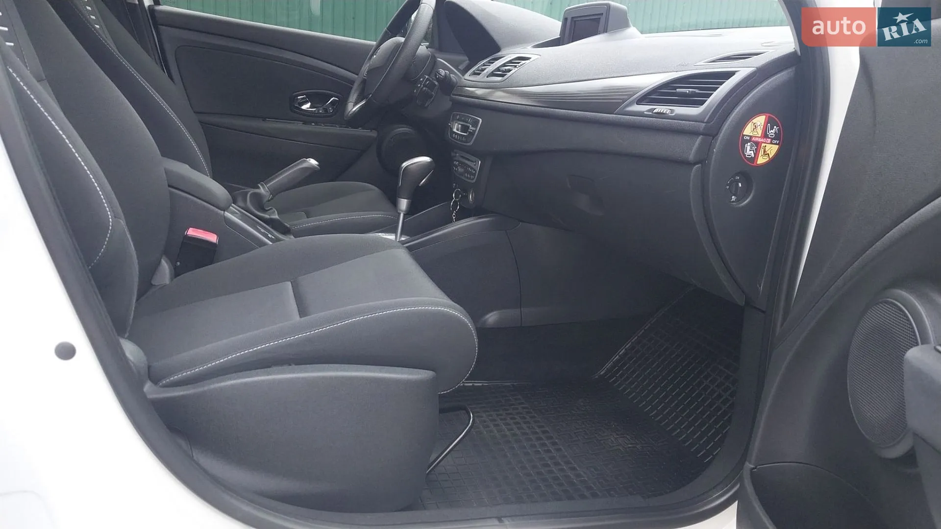 2011 Renault Megane - мініатюра 23