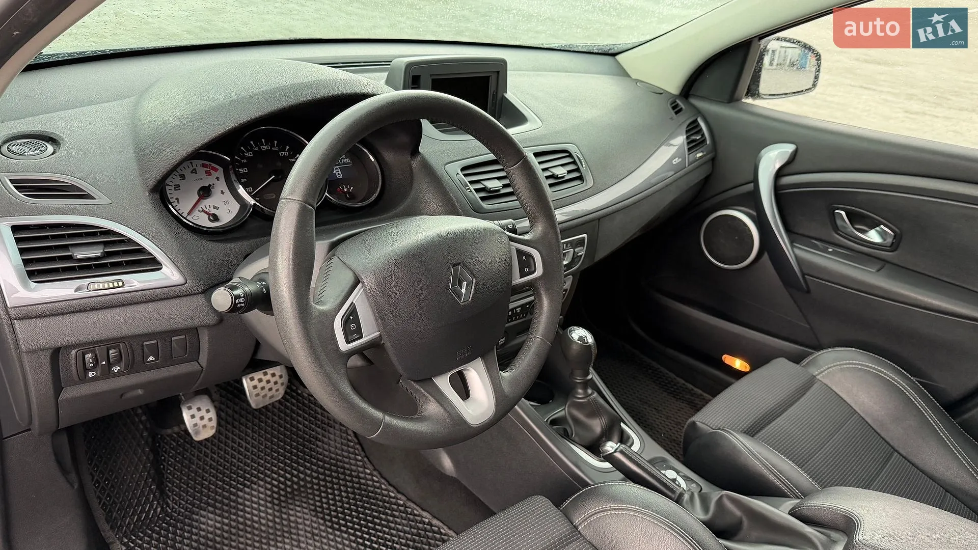 2011 Renault Megane - мініатюра 20