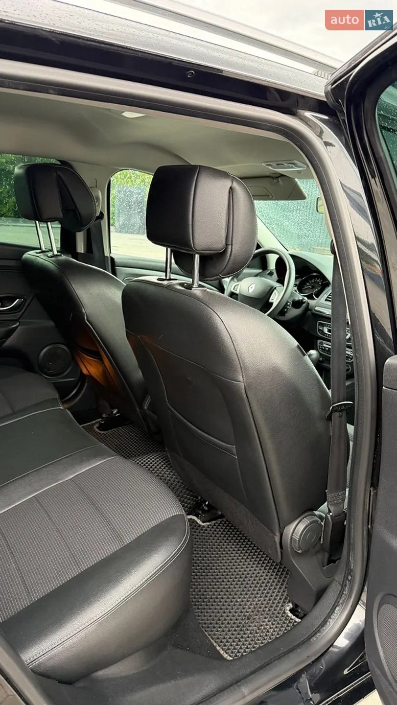2011 Renault Megane - мініатюра 30