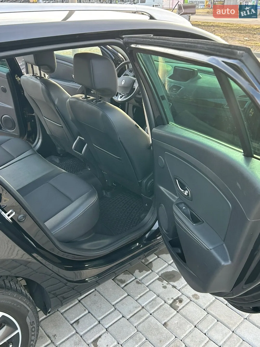 2013 Renault Megane - мініатюра 16