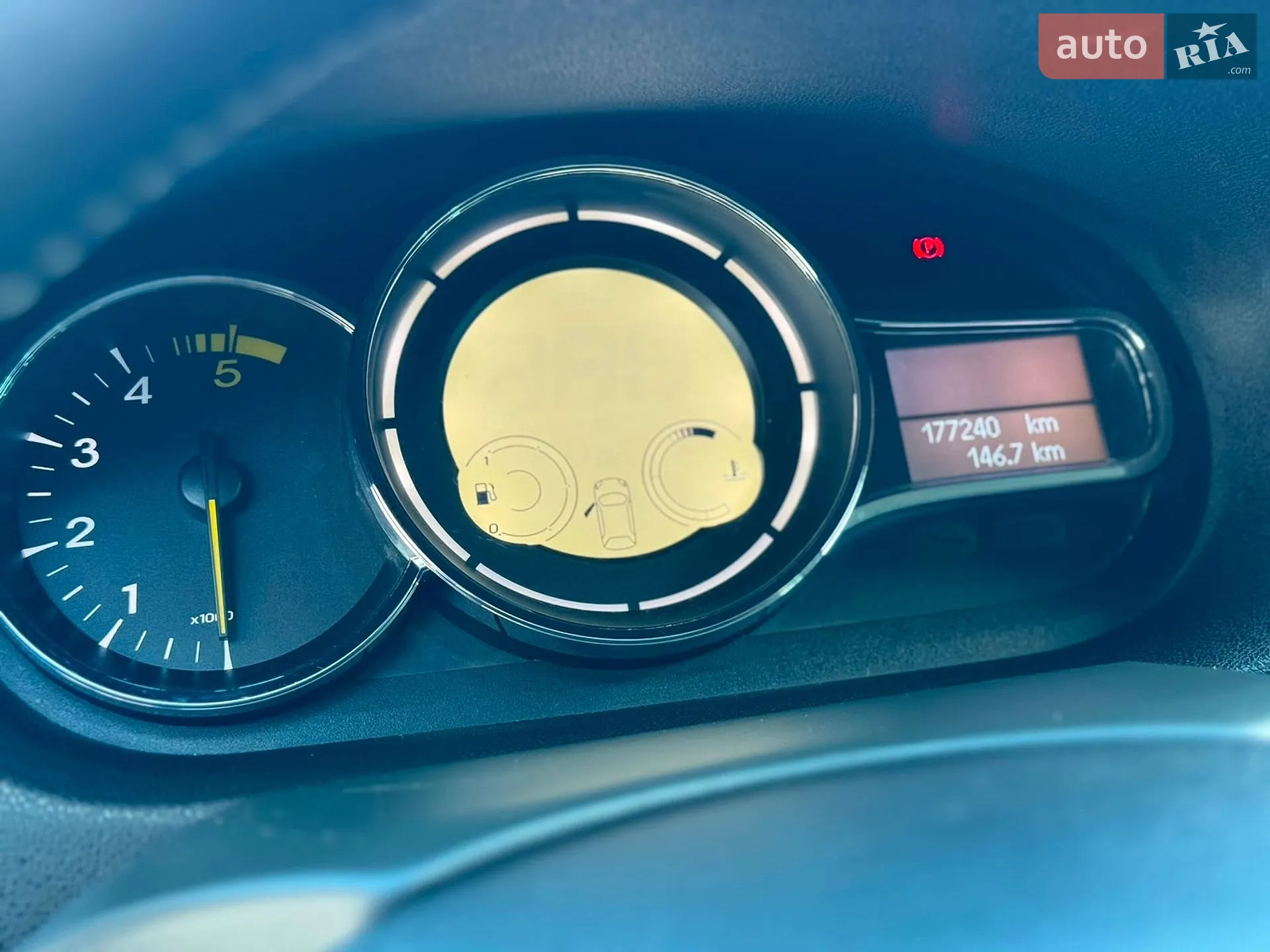 2012 Renault Megane - мініатюра 23