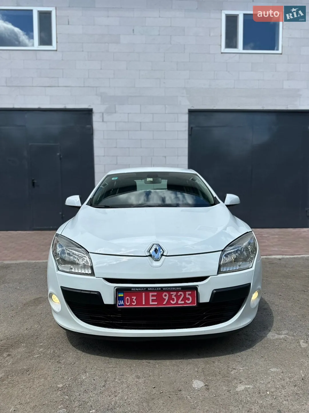 2010 Renault Megane - мініатюра 2